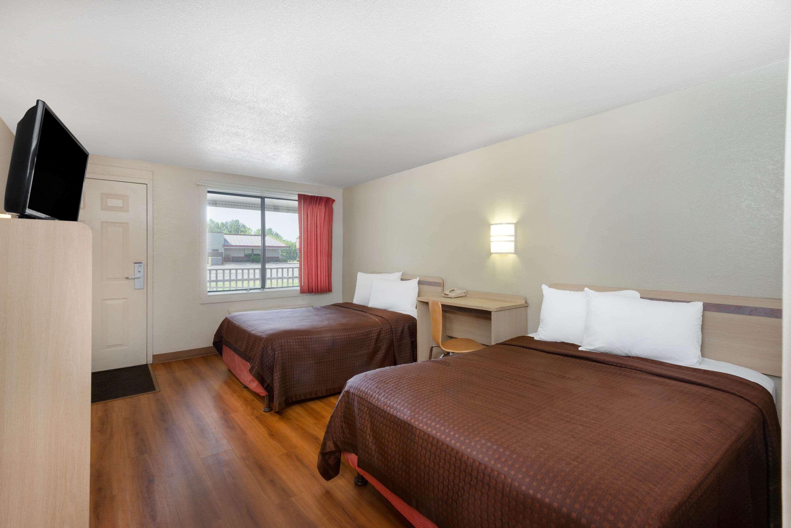 Travelodge By Wyndham Essington / Philadelphia Airport Екстериор снимка